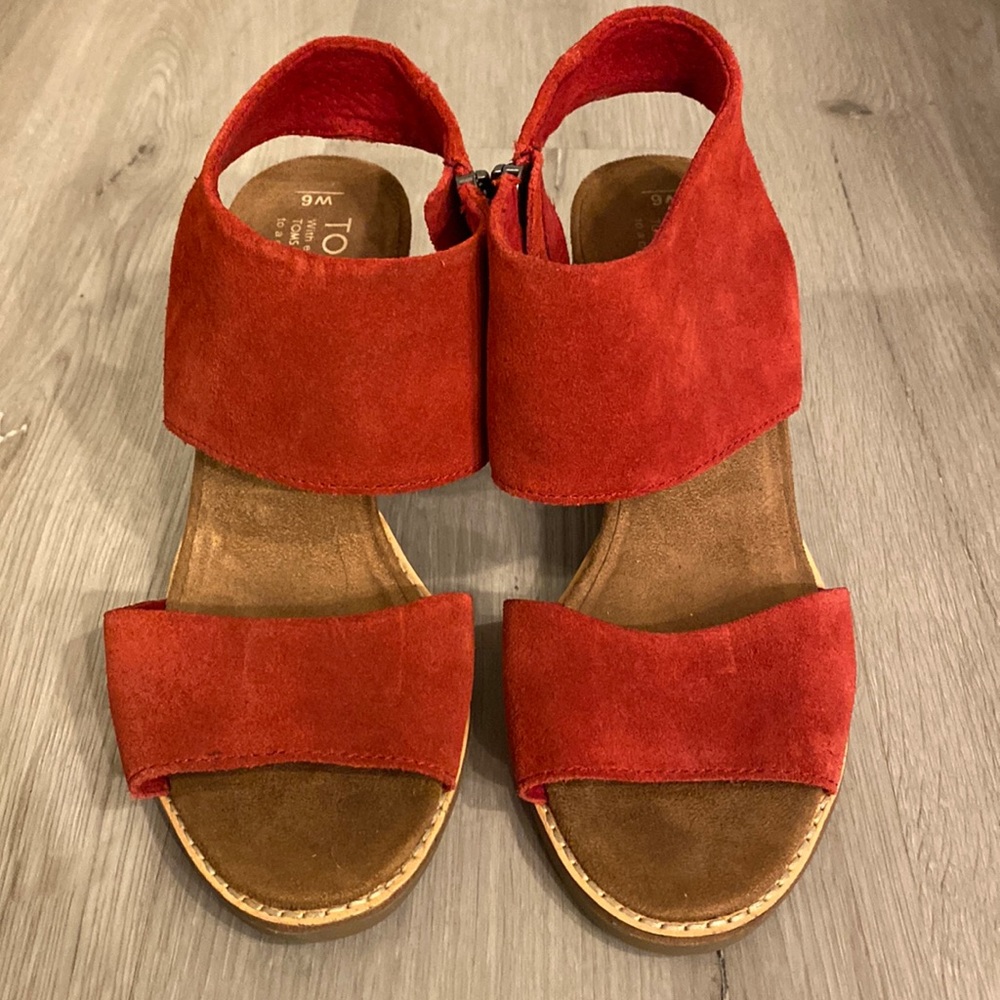 TOMS heels